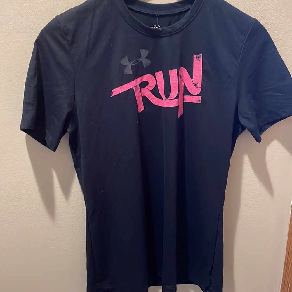 Under Armour top - Picture 2 of 5